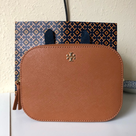 tory burch robinson camera bag